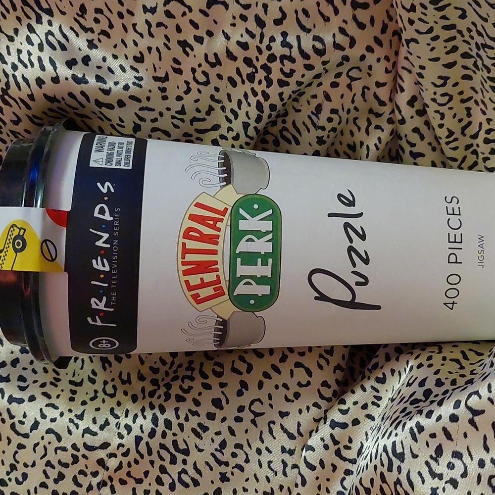 Friends Jigsaw Puzzle Limited Edition - Picture 7 of 8